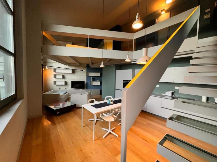 Апартаменты Casa Hollywood Centro, Mole Antonelliana Турин Экстерьер фото