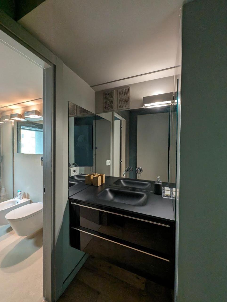 Апартаменты Casa Hollywood Centro, Mole Antonelliana Турин Экстерьер фото